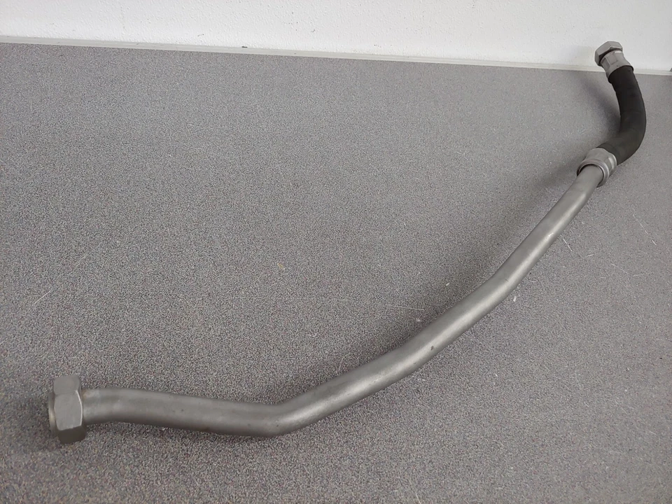 BONITO USADO ORIGINAL GENUINO PORSCHE 911 TANQUE DE ACEITE A TERMOSTATO LÍNEA DE ACEITE Foto 2 de 4