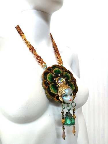 Art Deco Nouveau Belle Epoque Jewellery Pendant Jewelry Mnadala Doll Head Flower - Picture 4 of 24