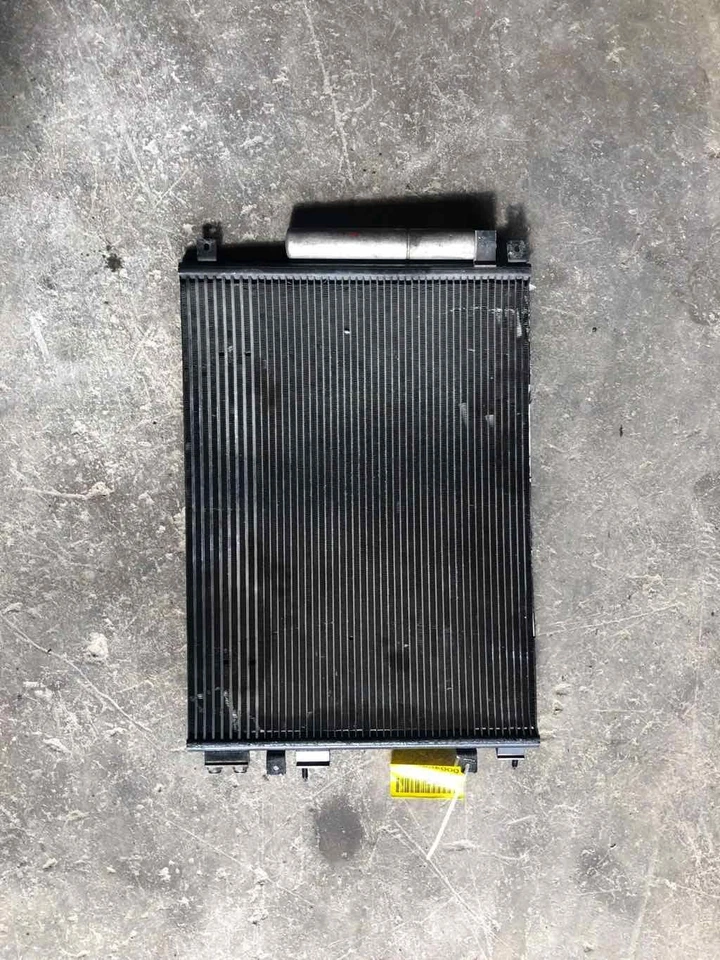 Dodge Charger 2006-2022 sedán aire acondicionado condensador 3,5 L 6 cilindros Foto 2 de 4