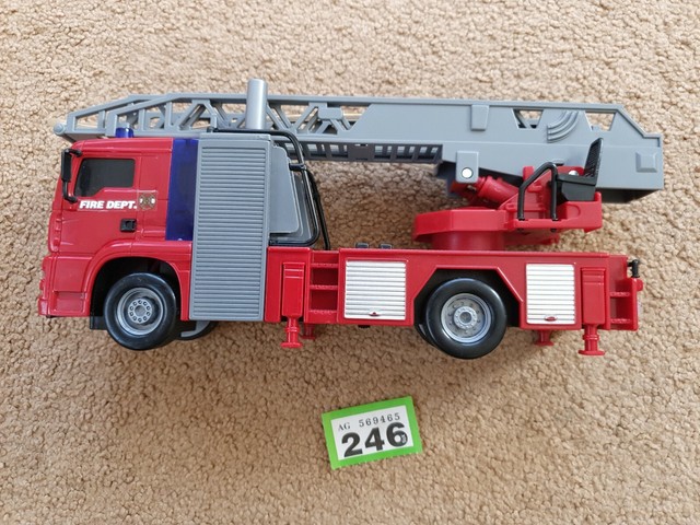 dickie toys air pump fire engine