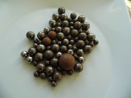 Vintage used ball bearings variouis sizes rusty 680 grams