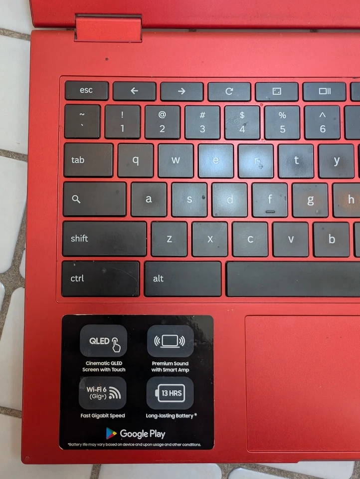 Samsung Galaxy Chromebook 2 XE530QDA - 13.3" Full HD - Intel - 4GB RAM - Valor Foto 4 de 4