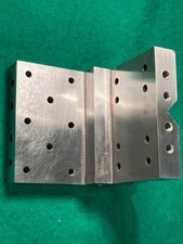 MACHINIST ANGLE PLATE 3.75 X 3.75 X 3.75" WITH V GROOVES