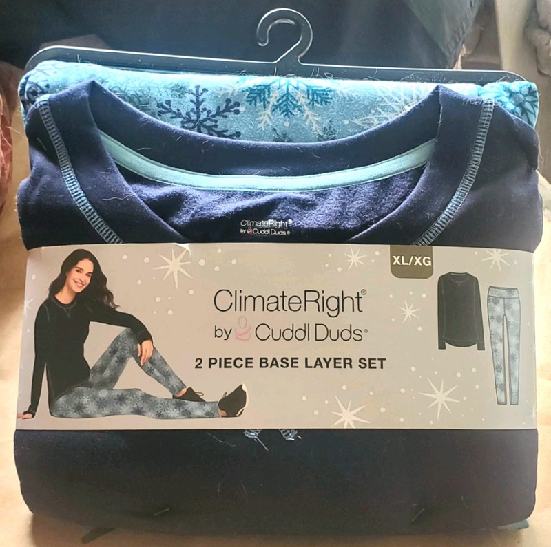 Cuddl Duds ClimateRight by Women’s XL Base Layer Top & Legging Set BLUE 2-Piece