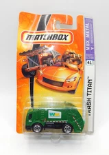 2007 Matchbox Trash Titan MBX Metal 41 - crease in package