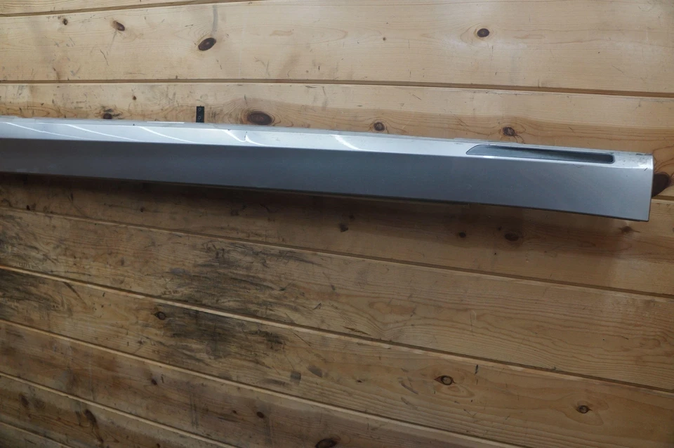 Conjunto de moldagem de balancim esquerda direita com iluminação 51777459971 BMW 740 750 G12 2016-22 LH - Imagem 3 de 4