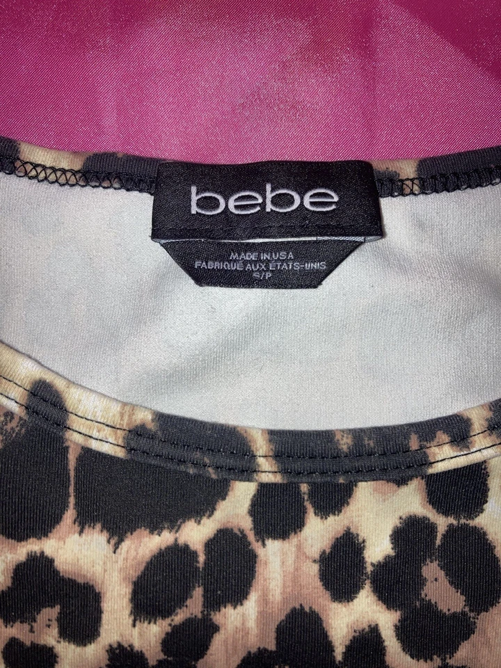 Tanque BEBE estampado de guepardo con joyas Foto 4 de 4