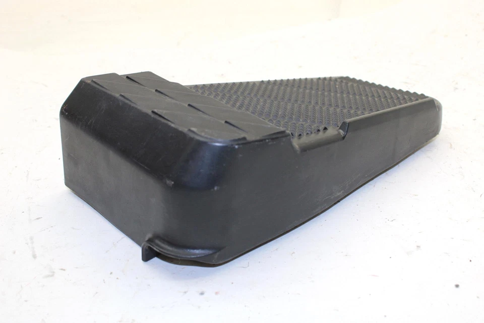 2000 Yamaha Venture Xl Oem Left Rear Foot Rest 8DM-27431-00-00 SY119 - Image 4 of 4