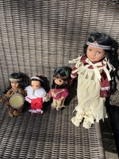 Set of 4 Native American Style Dolls with Tra...