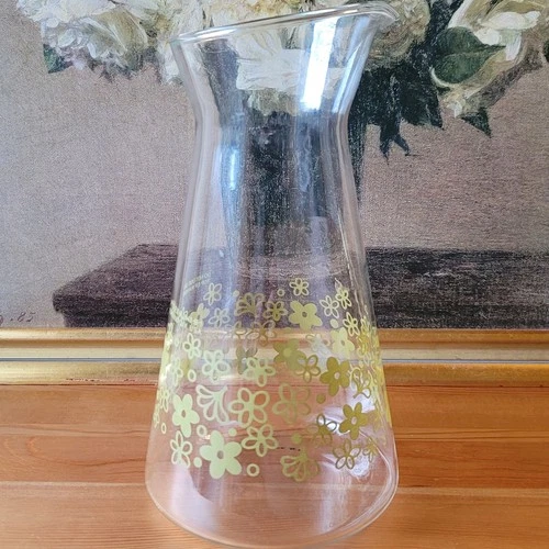 Vintage Pyrex Spring Blossom Green Carafe Crazy Daisy Glass Pitcher 2048-B-1 USA