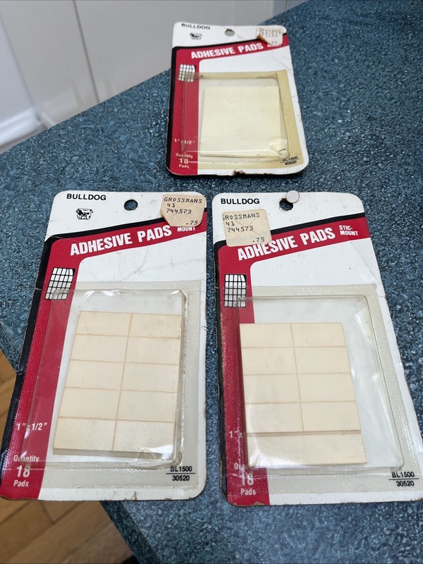 Vintage 3 Sealed Bulldog BL 1500 30520 Self Adhesive Pads 18 per package