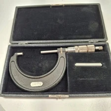 Central Tool Co. Auburn RI 1 1/2–2 1/2" Micrometer Caliper – Original Case
