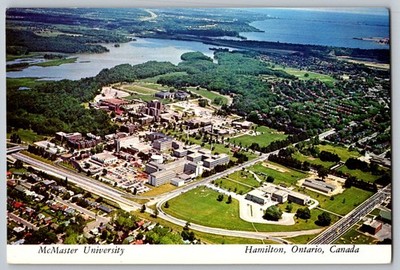 Postcard - Mcmaster University, Divinity College, Hamilton, Ontario, Canada.