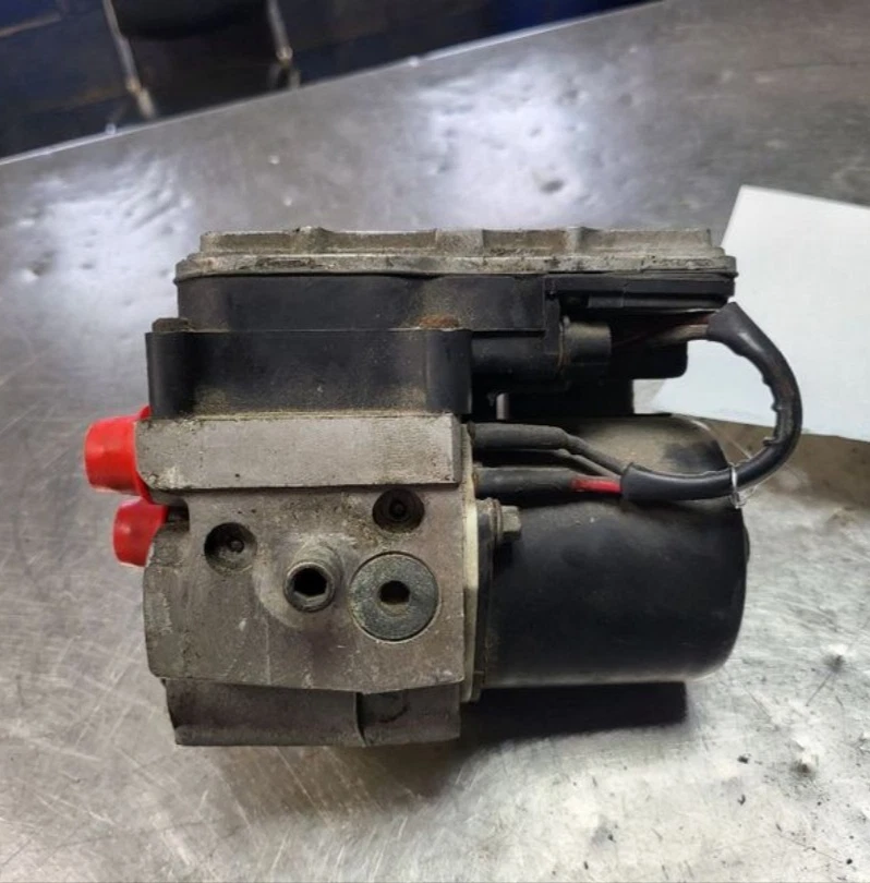 Conjunto de bomba de freno antibloqueo ABS 2001-2002 Chevy S10/S15 Sonoma 4x4 sin ZR2 OEM Foto 4 de 4
