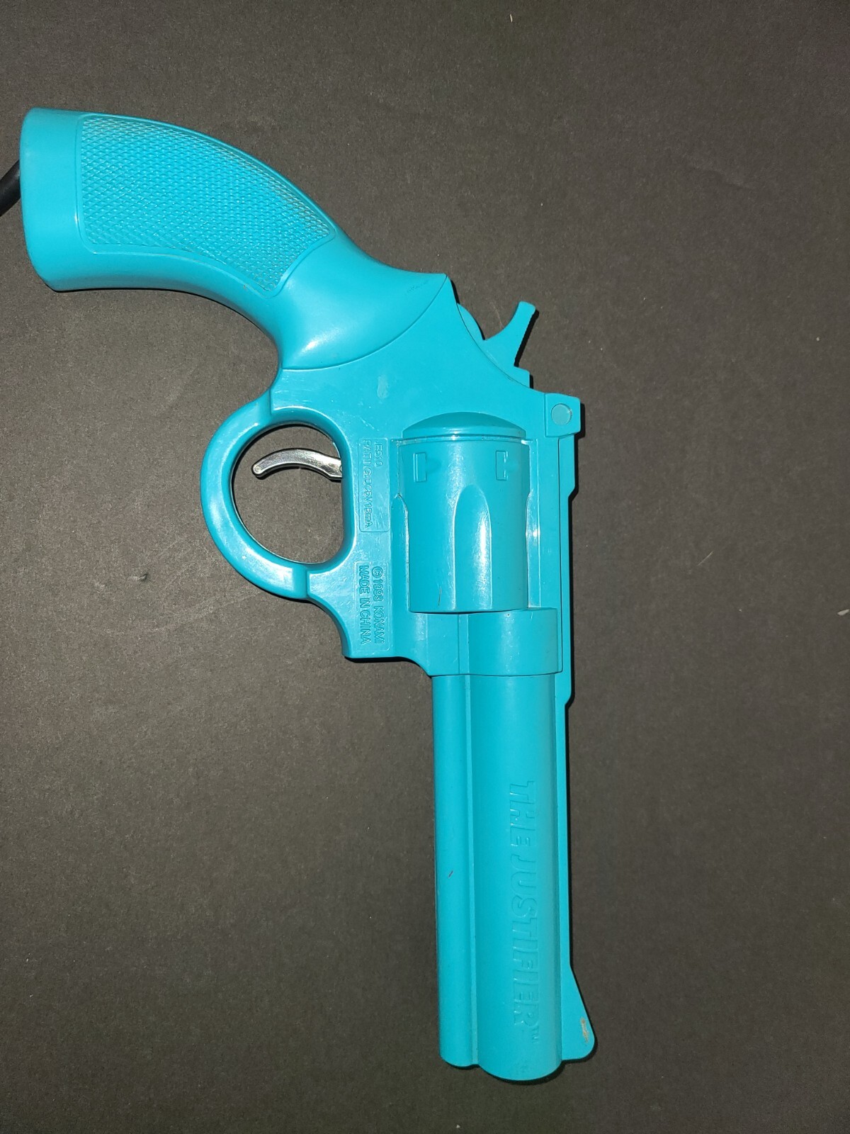 The Justifier Sega CD Genesis Light Gun Blue Pistol for Lethal Enforcers Konami INSTITUTO