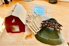Plasticville Farm Lot - Barn Fencing Dog Pond w/ Bridge Paper Roses Railroad