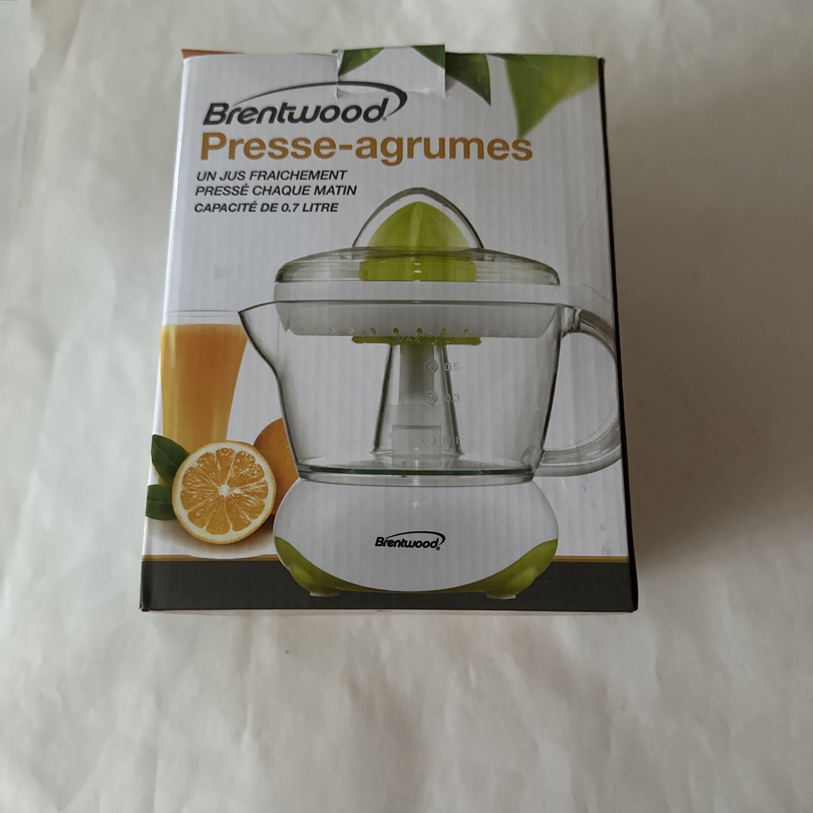 Brentwood 24oz Electric Citrus Juicer~NEW IN BOX!~w/Orig Boo