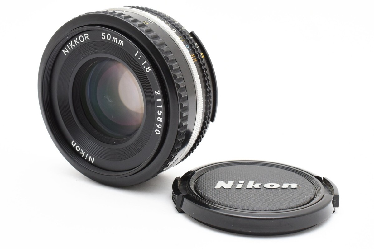 Near Mint] Nikon Ai-s Ais Nikkor 50mm f/1.8 MF Pancake standard Lens