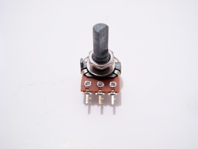 LINE 6 SPIDER II (2) 30 GUITAR AMP PARTS - control pot potentiometer 10K