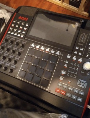 akai mpc x Akai Professional MPC-X Standalone Sampler and Sequencer