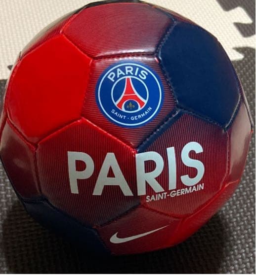NIKE PSG Limited Mini Football World Cup 20a