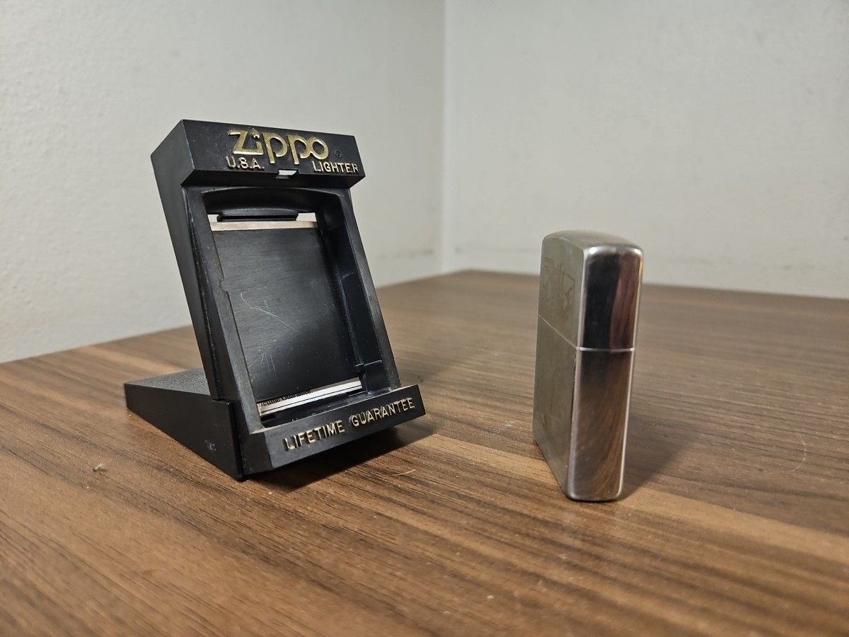 Vintage 1994 Zippo American Eagle 200th Anniversary Lighter New 
