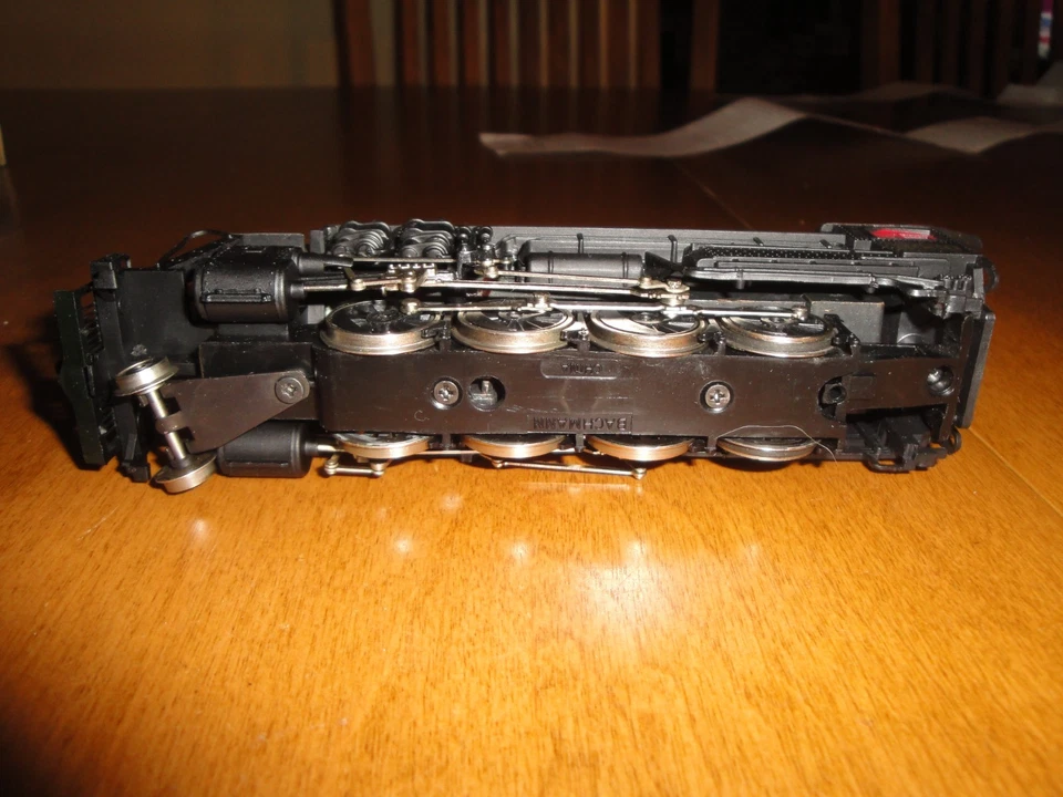 Bachmann HO Scale Reading 2 8 0 Consolidation Steam Locomotive runs smokes - Image 3 of 4