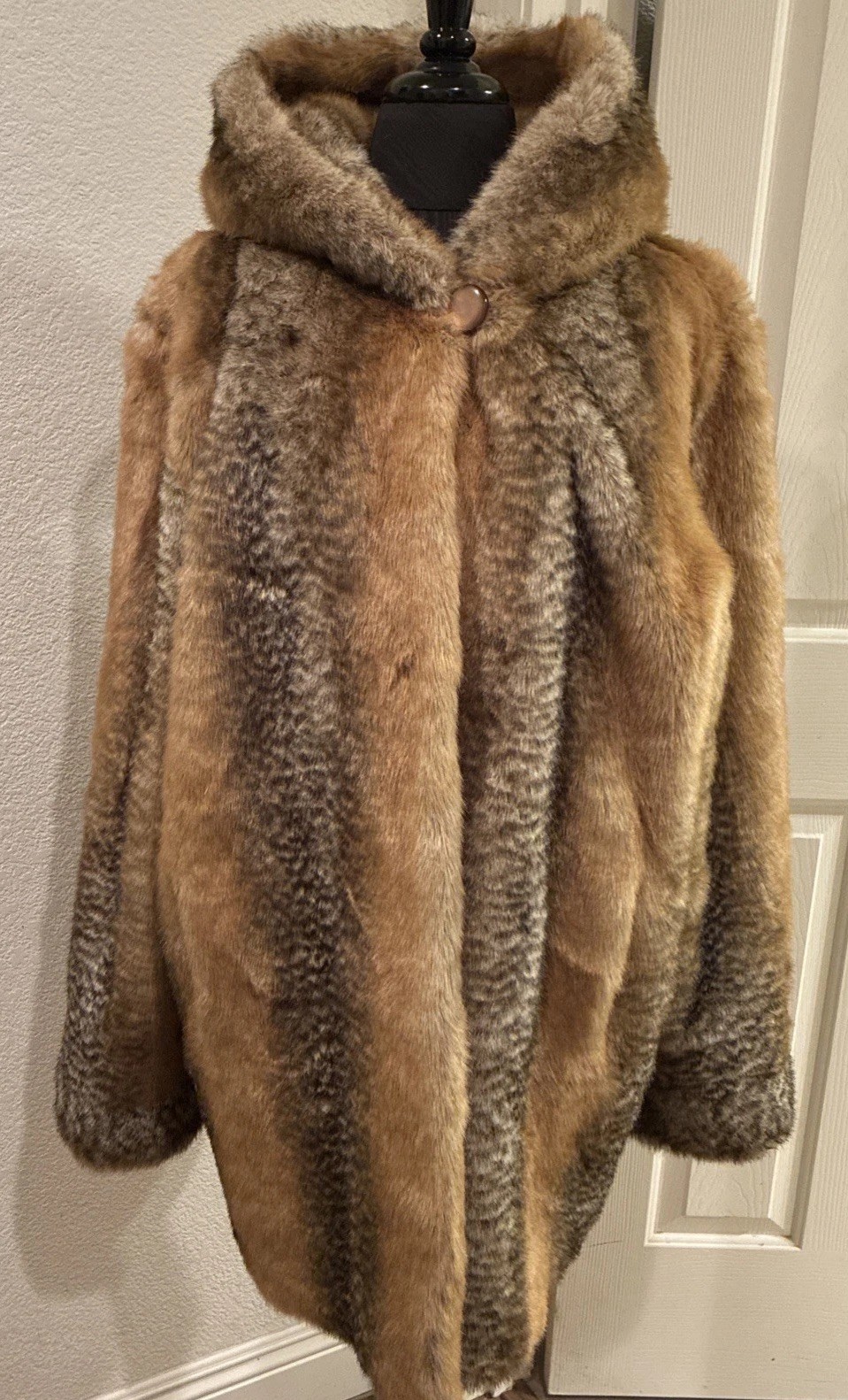 Dennis By Dennis Basso Winter Coat XL Faux Fur Hood Jacket Lined NWT