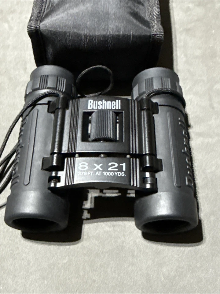 Bushnell 8 x 21 378 Feet at 1000 Yards Compact Pocket Binoculars With Case - Image 2 of 4