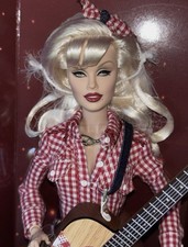 Dreaming in Gingham Dolly Parton doll made by Integrity Toys Doll NRFB