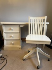 Aspace White Children’s Desk and Swivel Chair Height Adjustable