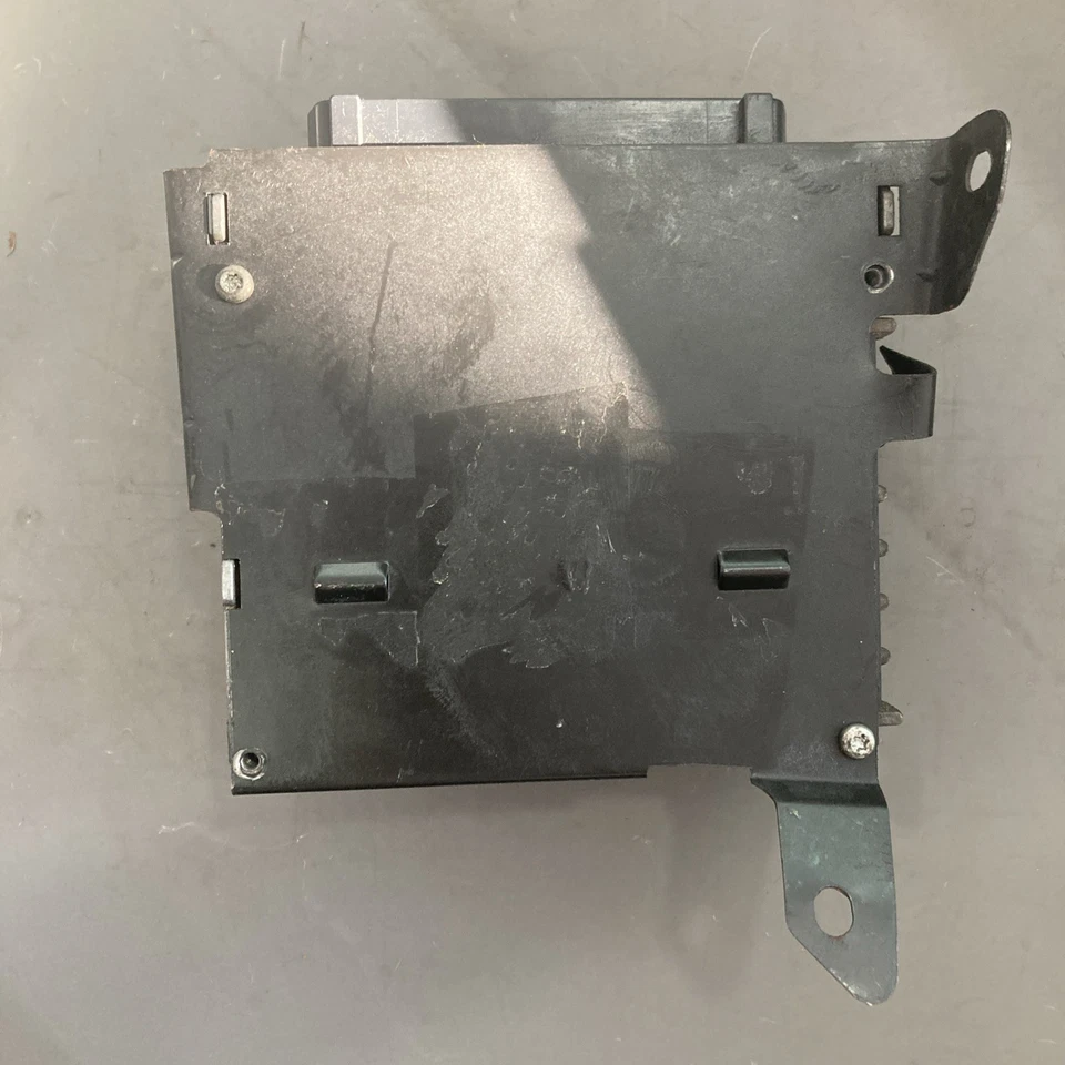 Dodge Neon 1995 ECU/ECM P05269710 Foto 4 de 4