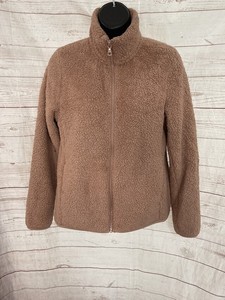 fuzzy jacket uniqlo