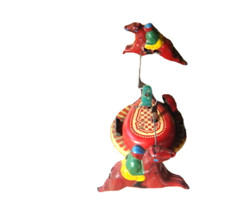 INDIA RARE OLD VINTAGE WIND UP - TIN TOY - RACING HORSES