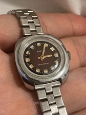 Timex Ladies Wind Watch RED 556120 Adjustable Stretch Band 1978 - NOT RUNNING!