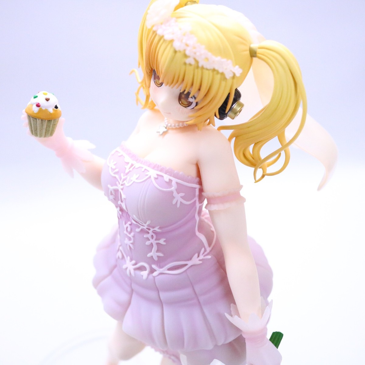 USED] Souyokusha Super Pochaco Wedding Ver. 1/5 Complete Figure