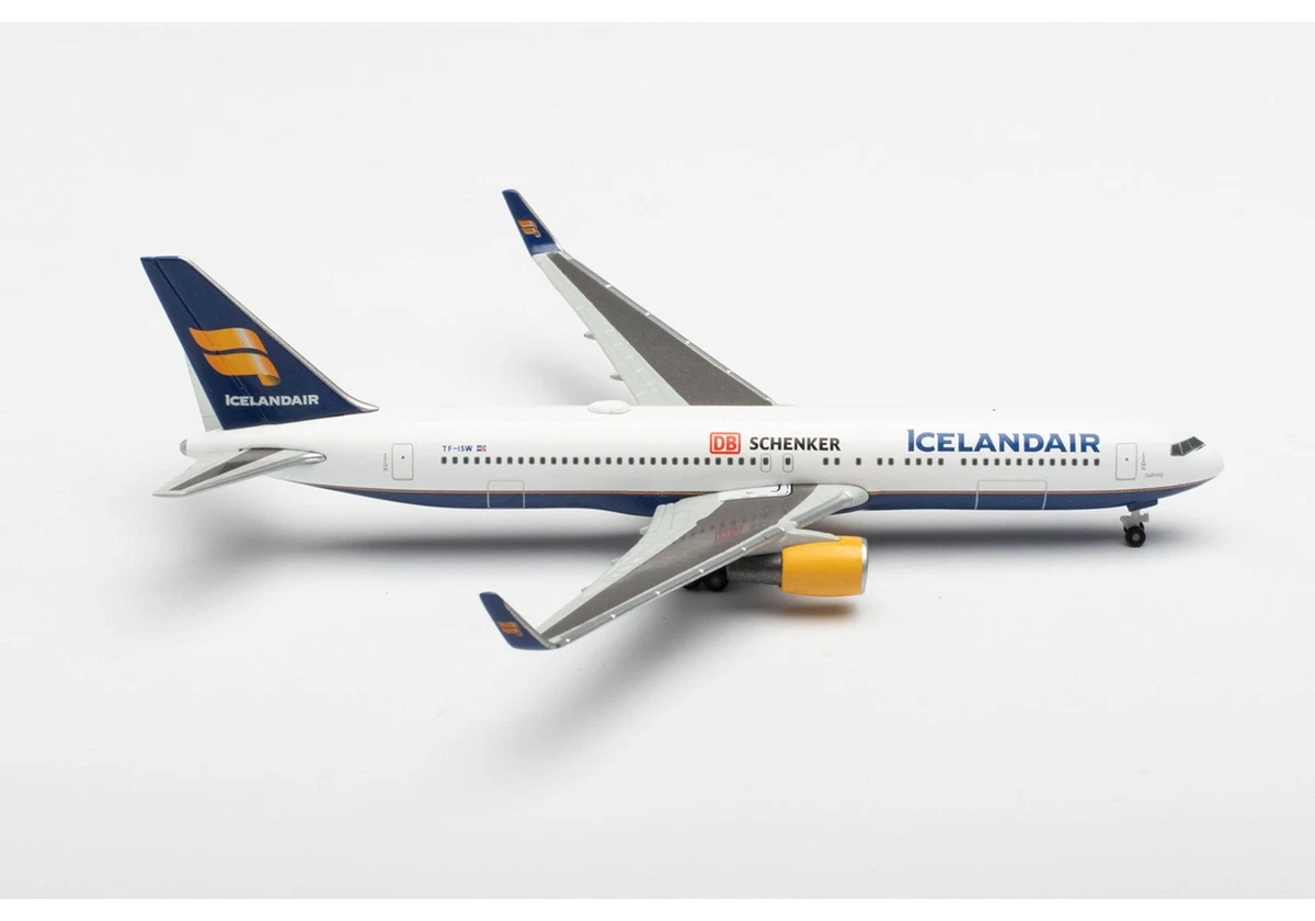 1:500 Scale Diecast Aircraft & Spacecraft Boeing 767 Aircraft