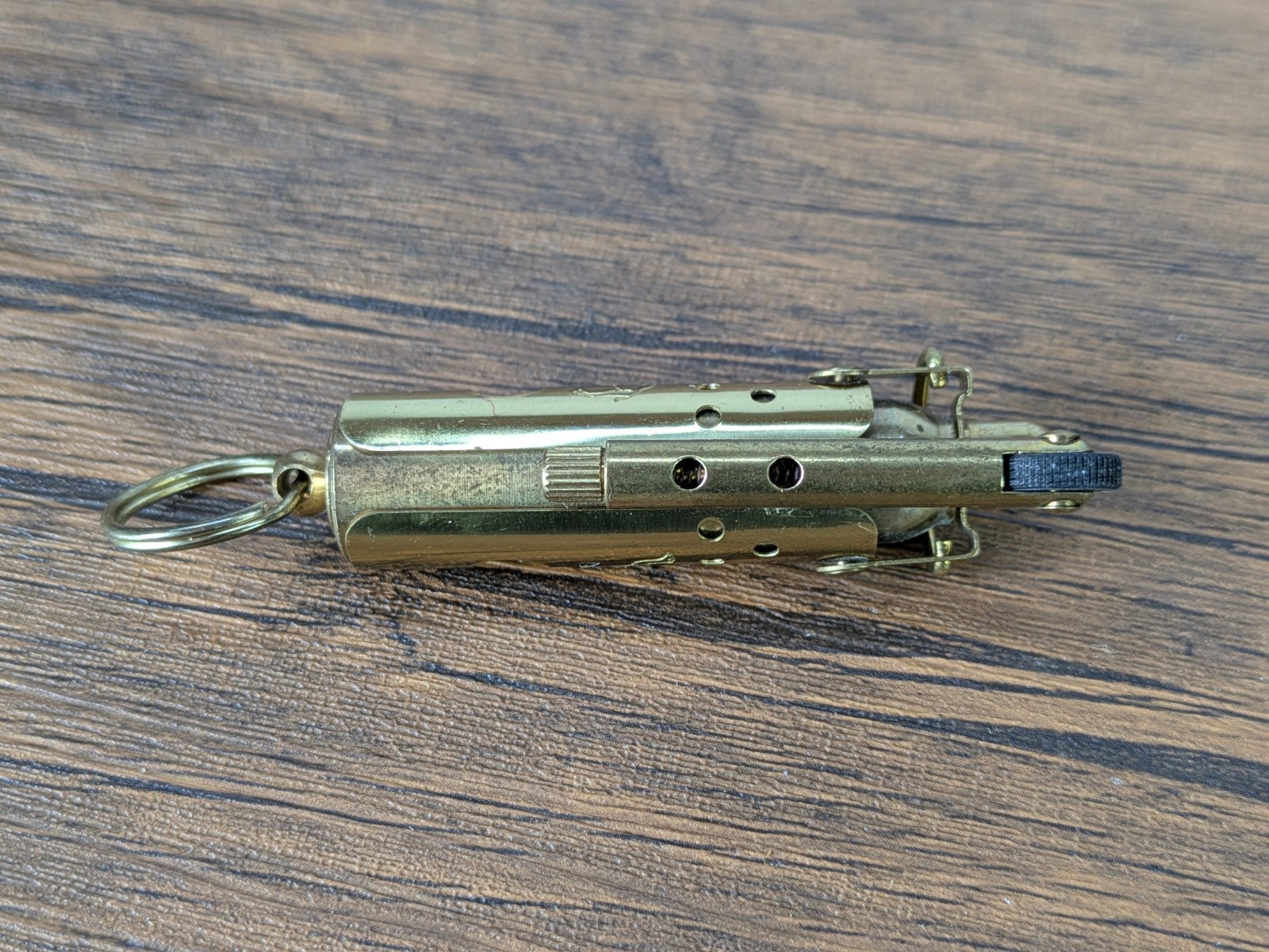 Vintage - 2¾" Unlite Joe Camel Brass Cigarette Lighter, Keyring Trench Style