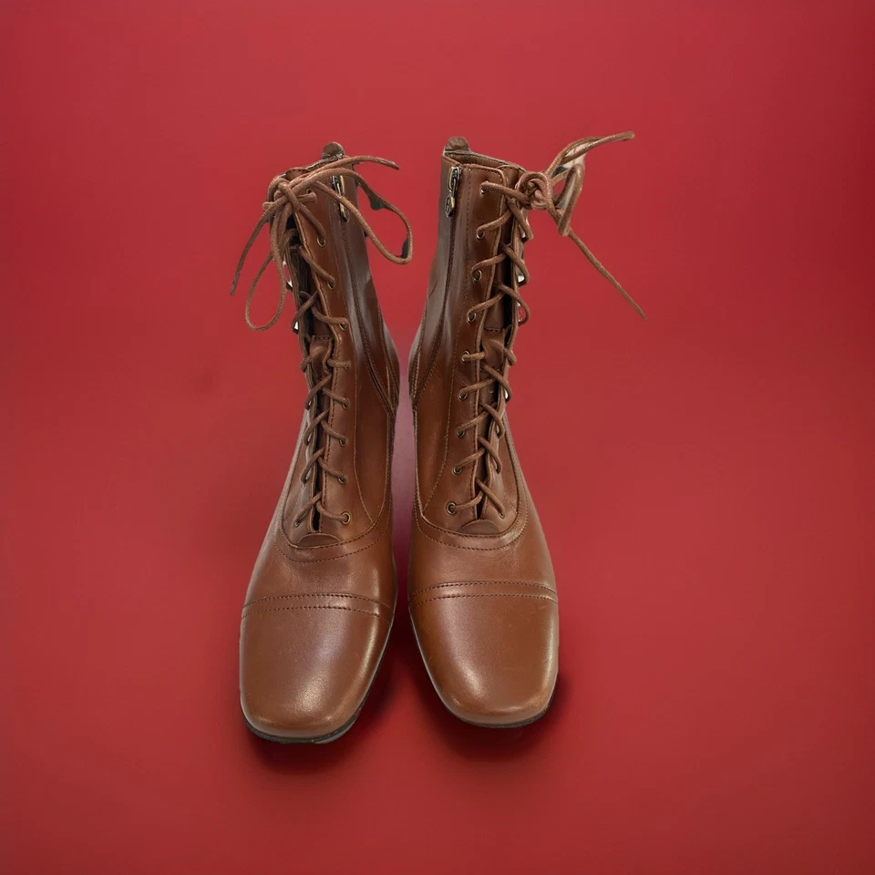 Botas Victorianas Etienne Aigner Mujer Talla 7.5 Renacimiento Festival Cuero Otoño Foto 2 de 4