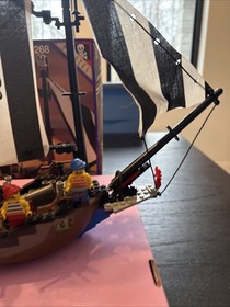 Vintage Lego 6268 Pirates ship Renegade Runner Complete Box Insert Inst