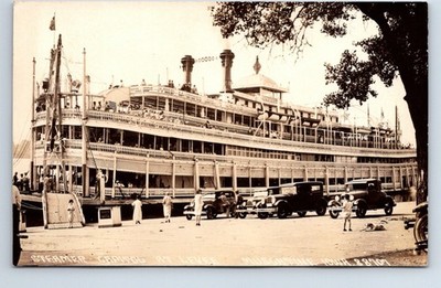 RPPC Real Photo Postcard Riverboat Iowa Muscatine Steamer Capitol at the Levee