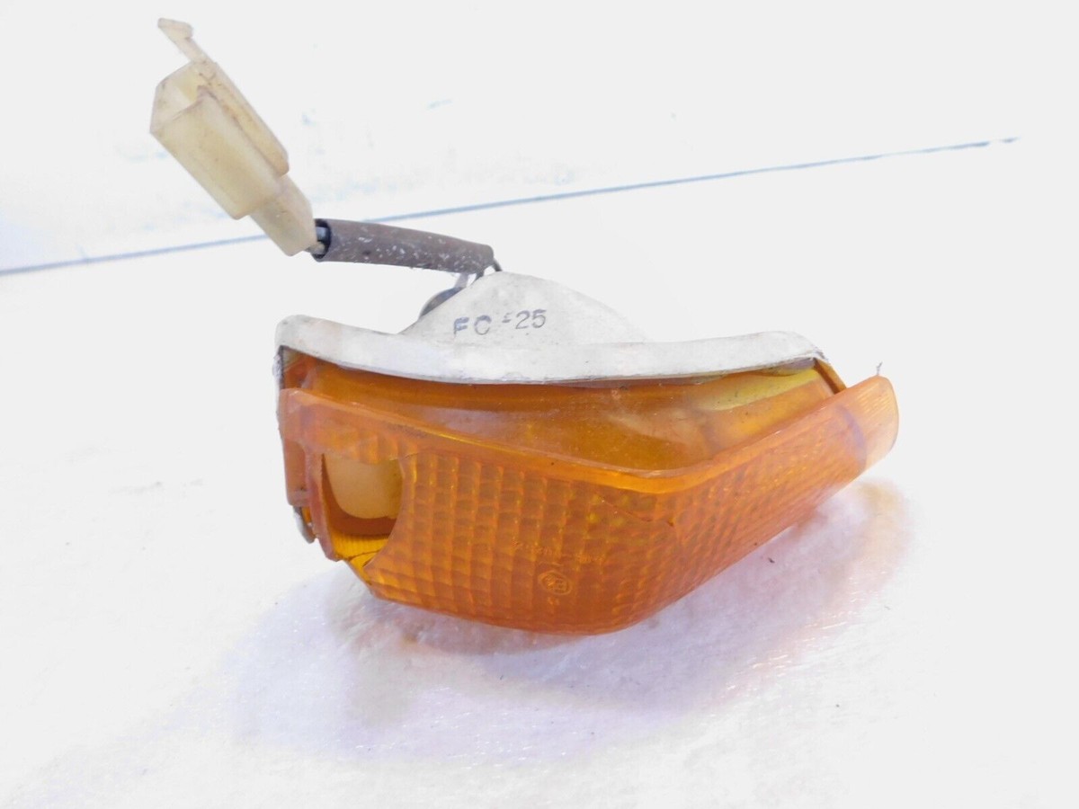 あいのん　0906 1990-1993 Kawasaki Ninja ZX6 ZX600D Front Right Turn Signal
