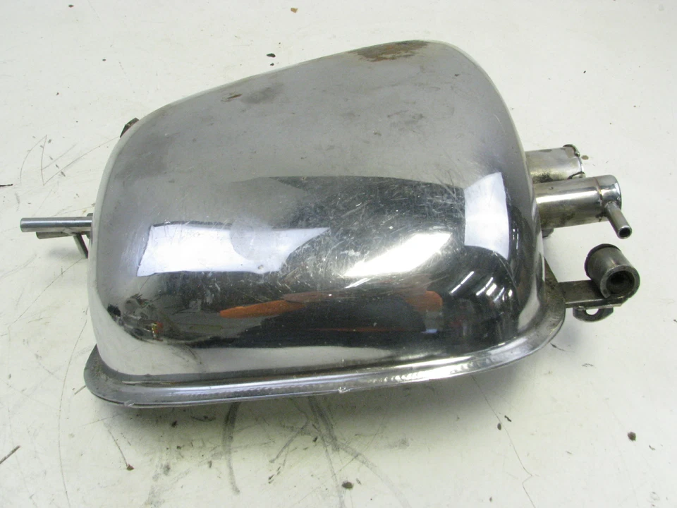 Tanque de aceite Triumph Bonneville T100 T120 Bonneville Tiger Daytona Trophy Foto 4 de 4