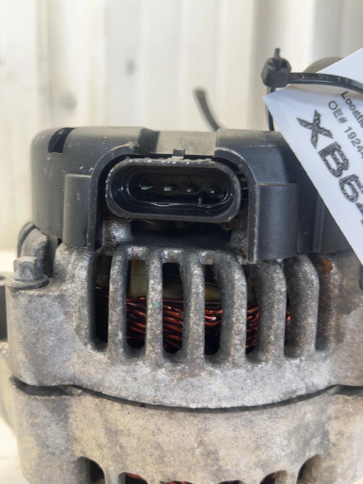 99 CHEVY SILVERADO 1500 Alternator Oe# 19244727 - Image 4 of 4