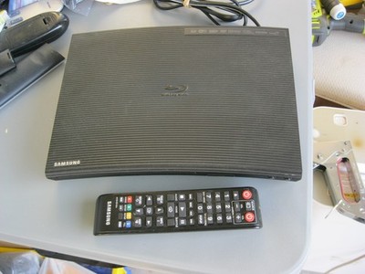 Samsung BD-J5900 Curved 3D Blu-Ray DVD Player WiFi Stream - FREE SHIPPING