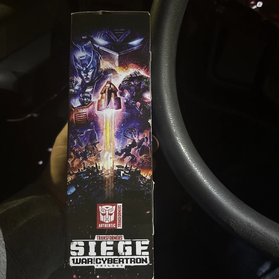 Transformers War For Cybertron Trilogy Siege: Prowl WFC-S23 Foto 3 de 4