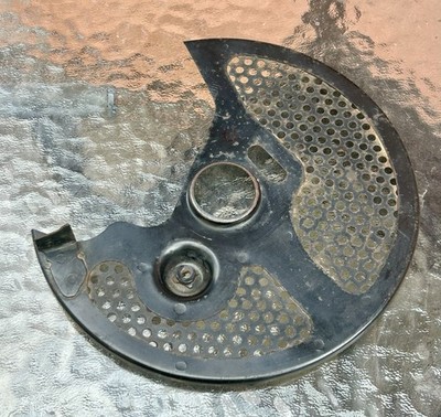 Trx 250r OEM FRONT BRAKE LEFT SIDE ROTOR GUARD TRX250R 86-87 HONDA