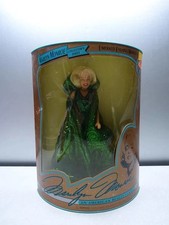 1993 Marilyn Monroe Emerald Evening Doll Collector Series 07404