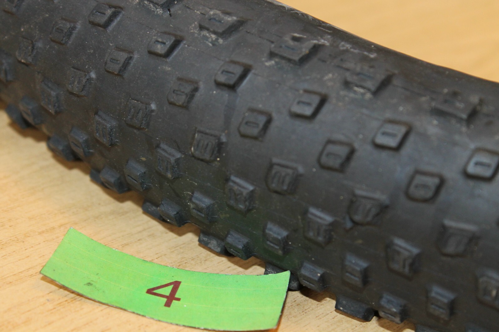 Bontrager Mountain Bike Tyres Choice 26 29" Tyre Tire MTB Wire Bead 2.