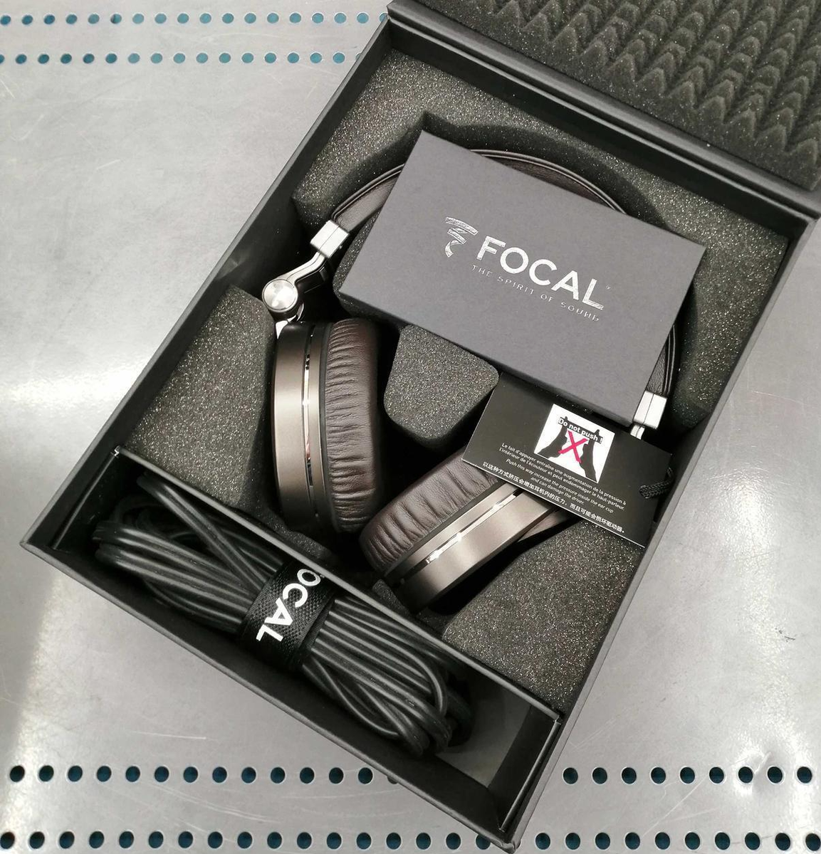 Focal SPIRIT CLASSIC On-Ear Headphones | Premium Sound Experience
